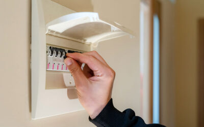 Breaker Boxes vs Fuse Boxes: Which One Does your Home Have?