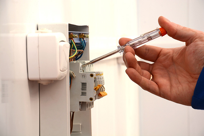 Signs Your Electrical Panel Is Too Old for Today’s Power Demands